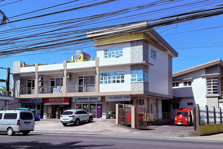Hotel 5 of 7