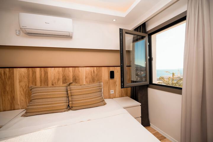 Room 37 of 123