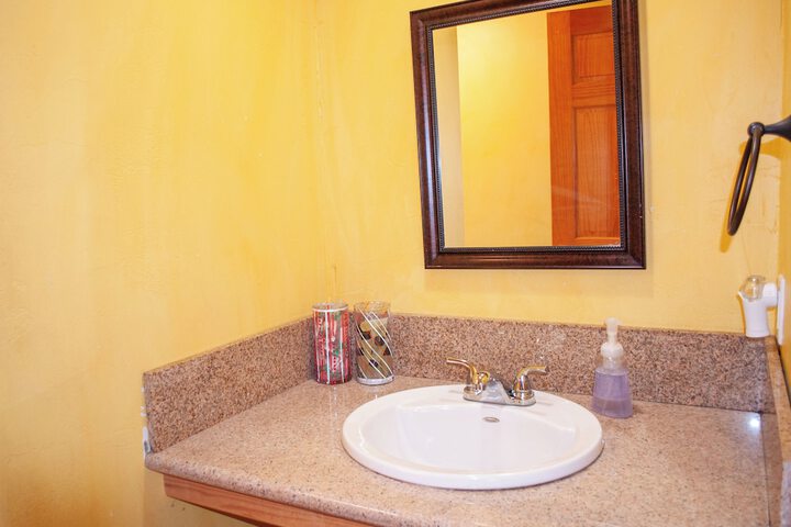 Room 179 of 227