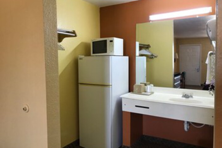 Room 49 of 66