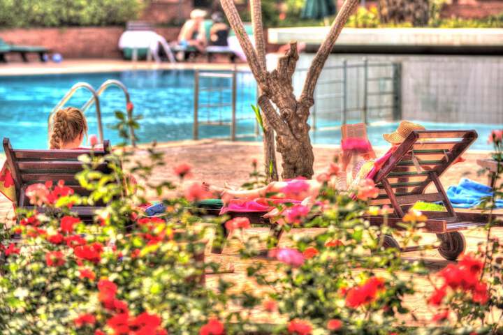 Pool Hotel
