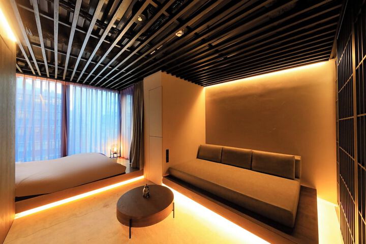 Room 7 of 21