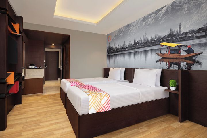 Room 5 of 22