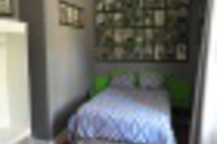 Room 99 of 204