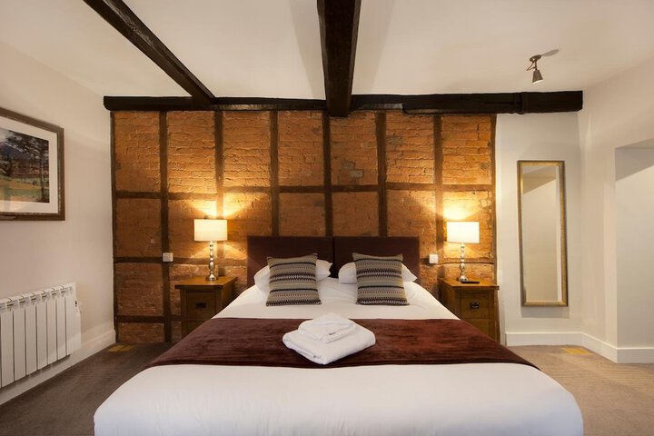 Room 13 of 46
