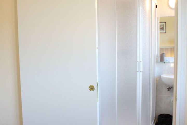 Room 64 of 136