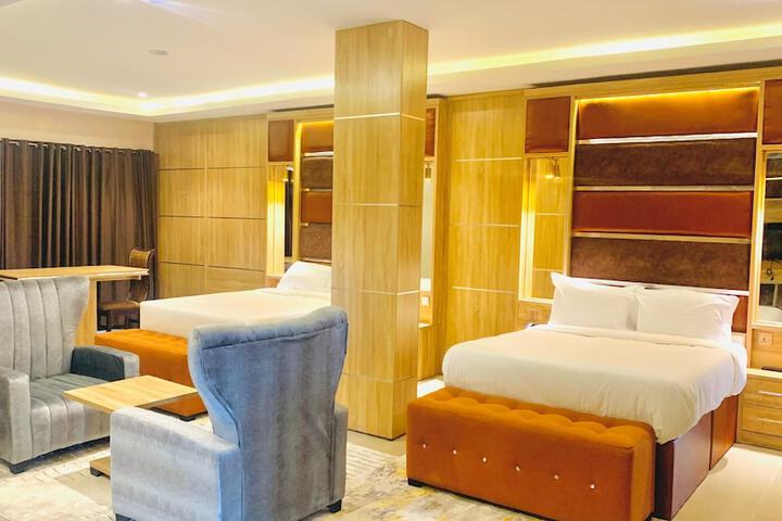 Room 8 of 41