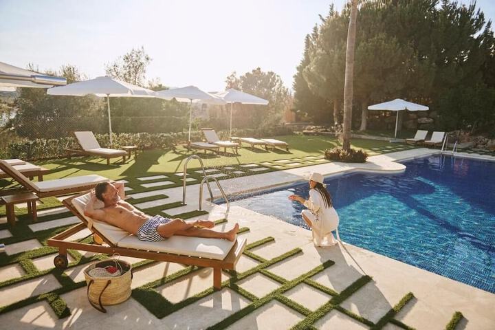 Exterior of B bou Hotel La Viñuela & Spa