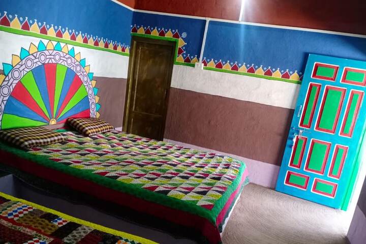 Room 11 of 49