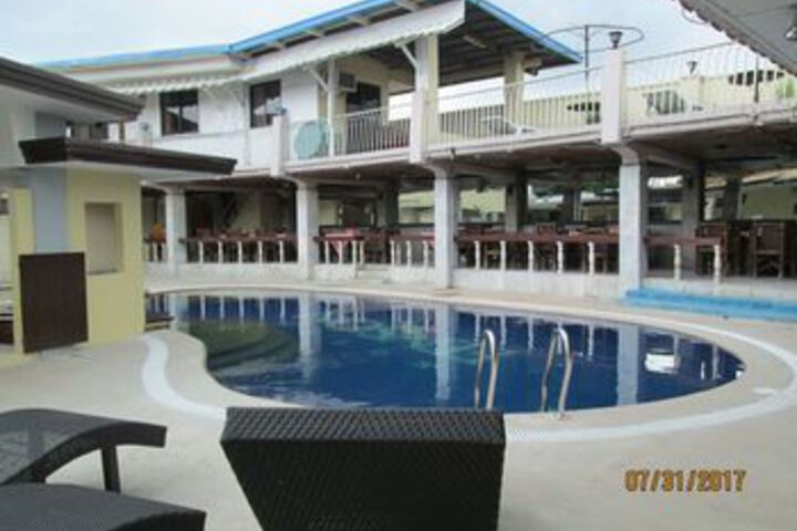 Pool 26 of 30