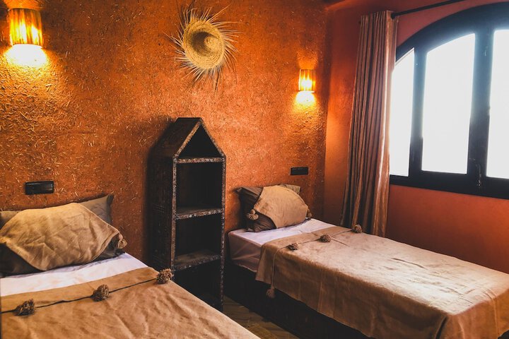 Room 9 of 26