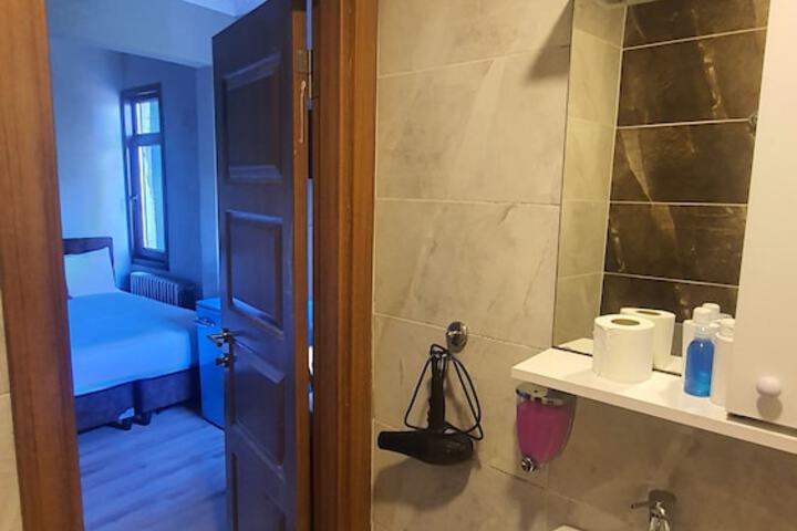 Room 29 of 91