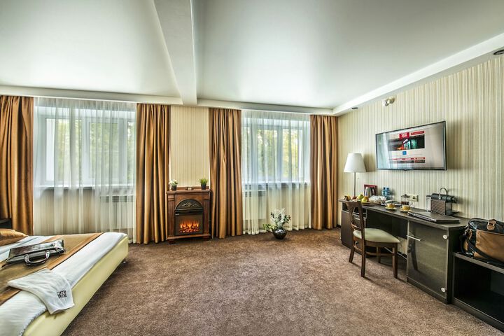 Room 22 of 68