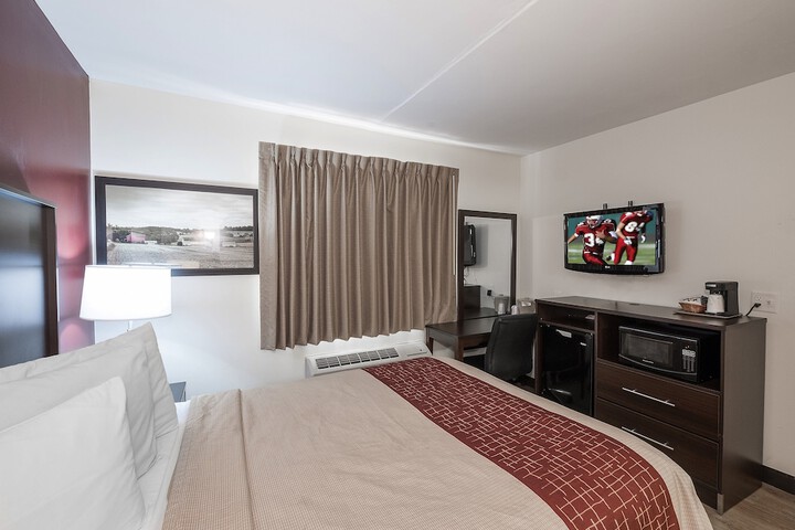 Superior King Bed (2 of 13)