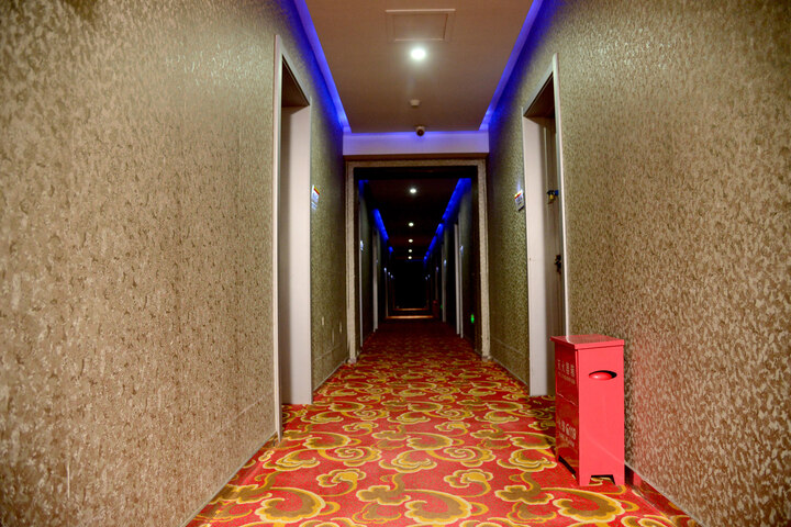 Hotel Interior 25 of 48