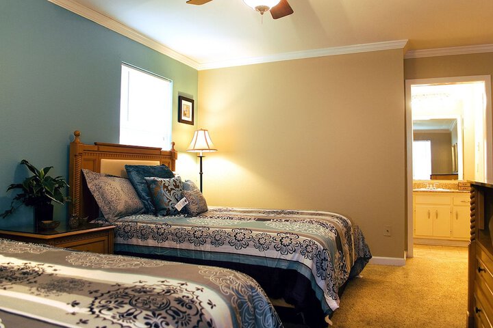 Room 4 of 22