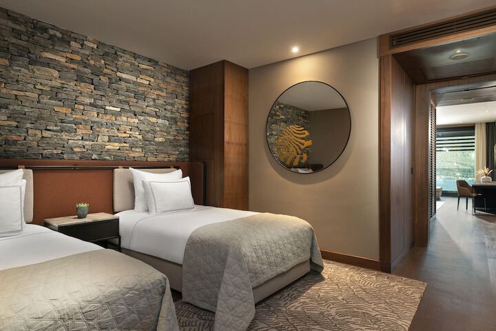 Room 70 of 429