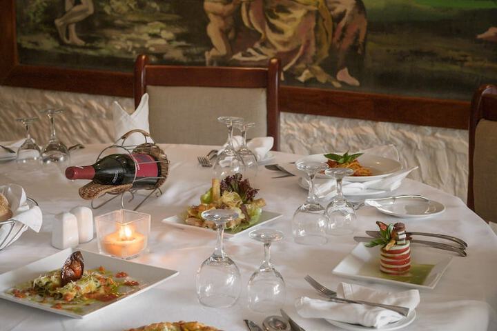 Dining 108 of 156