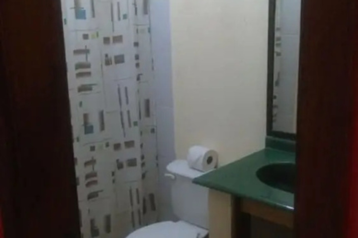 Room 14 of 15