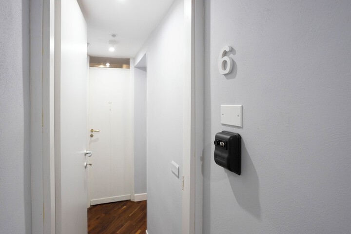 Room 70 of 111