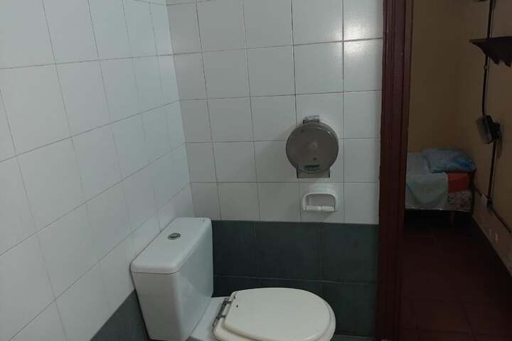 Room 19 of 39