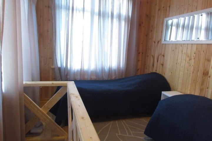 Room 7 of 79