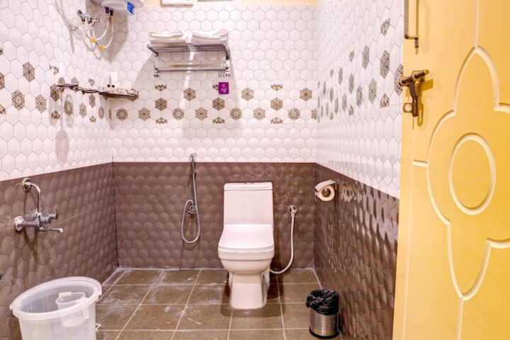 Room 18 of 27