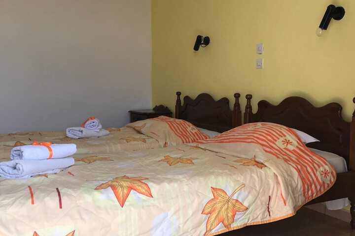 Room 16 of 42