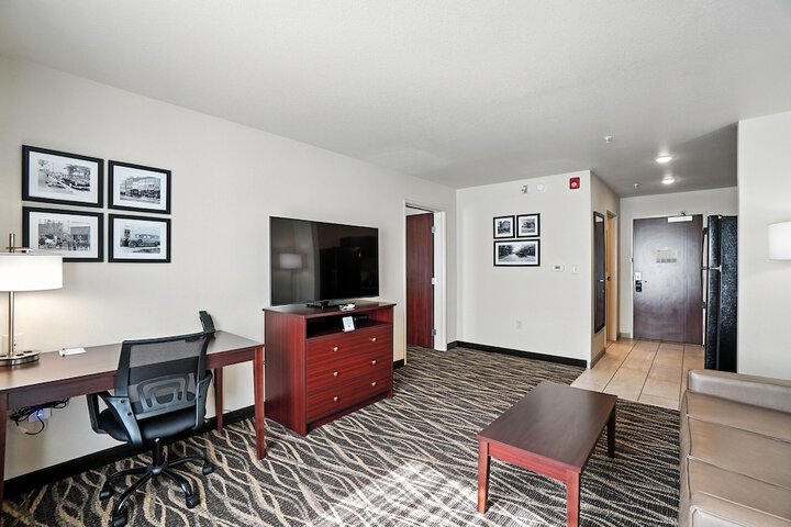 Room 33 of 109