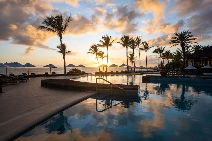 Hotel with Pool