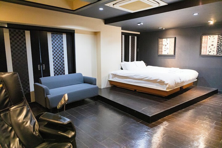 Room 65 of 257