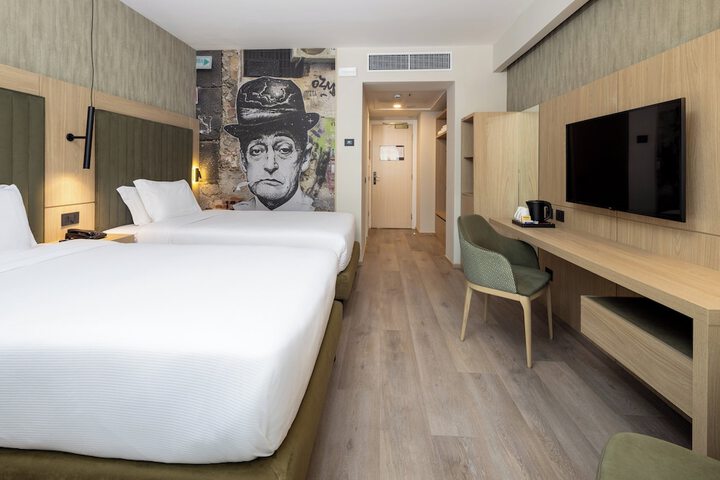Room 41 of 101