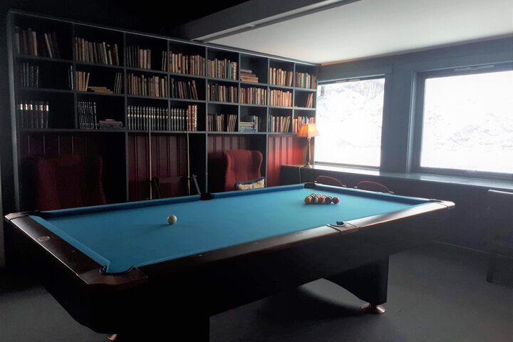 Room 12 of 43