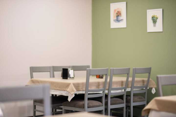 Dining 64 of 82