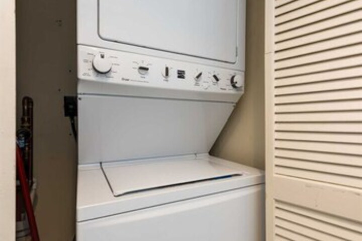 Laundry 44 of 95
