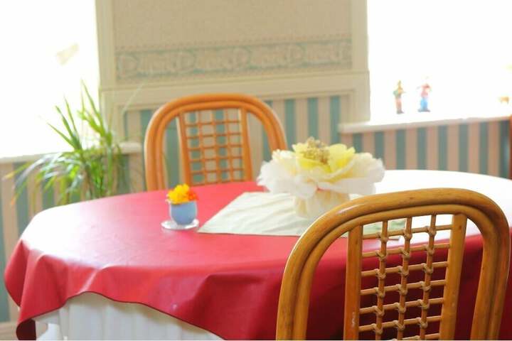 Dining Photos