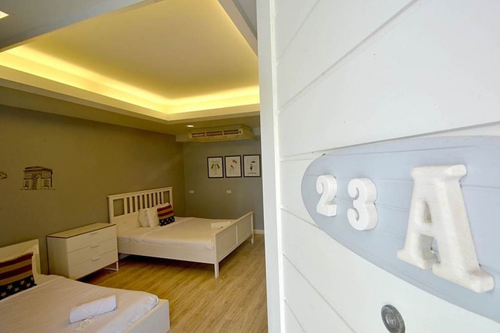 Room 16 of 69