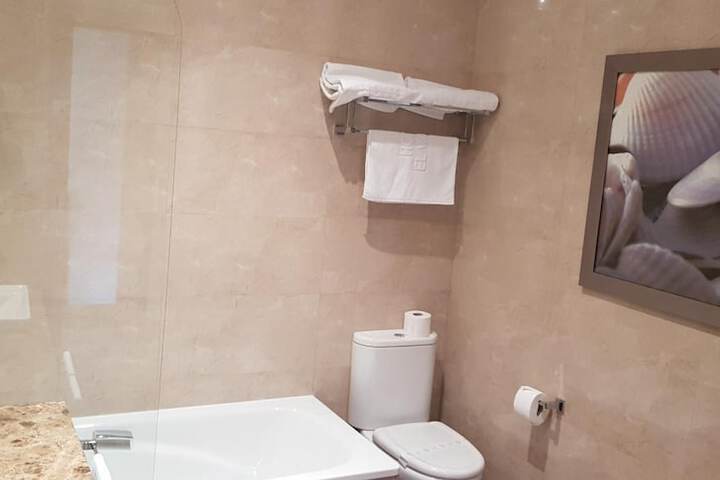 Room 15 of 58