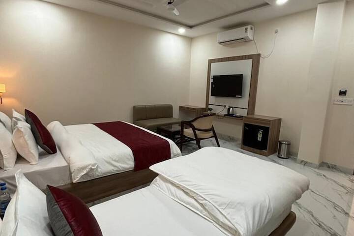 Room 16 of 59