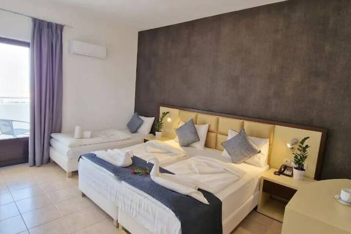 Room 5 of 58