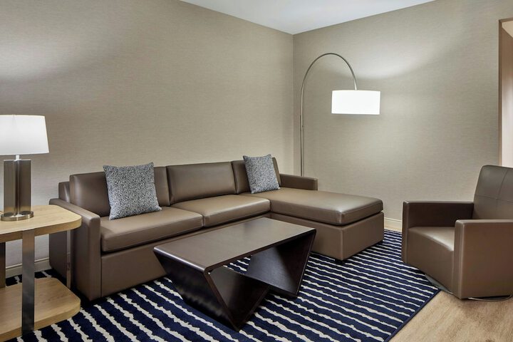 Room 44 of 90