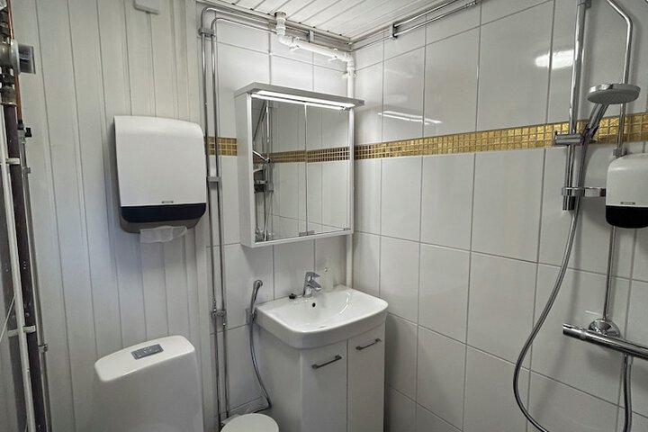 Room 40 of 72