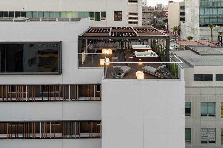 Terrace/Patio 104 of 105