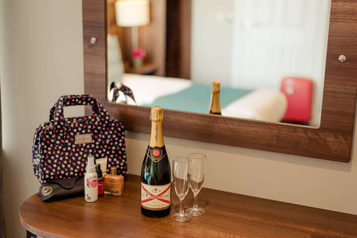 Room amenity
