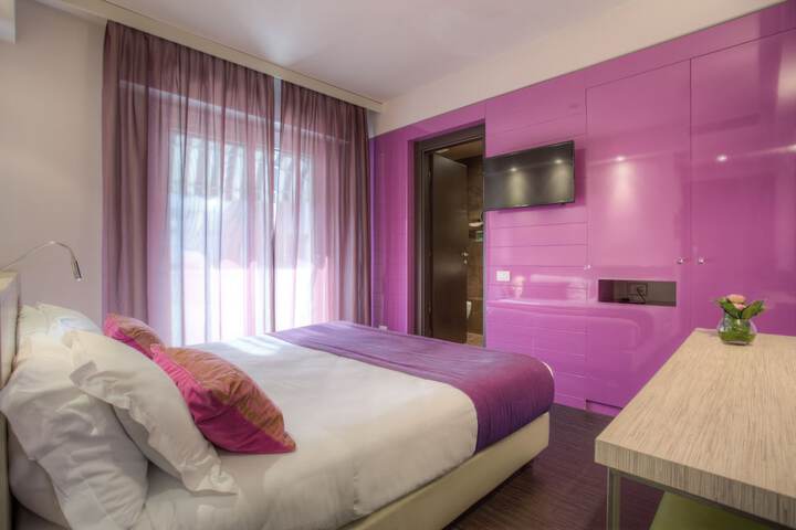 Room 26 of 62