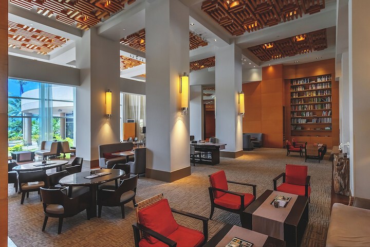Hotel Interior 5 of 131