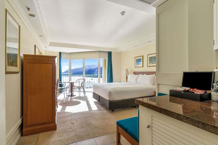 Room 42 of 161