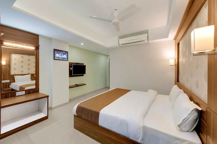 Room 14 of 61