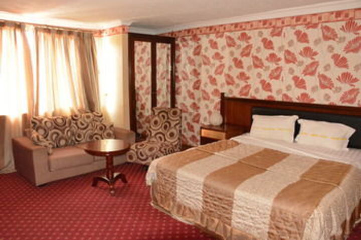 Room 7 of 22