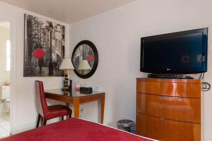 Room amenity